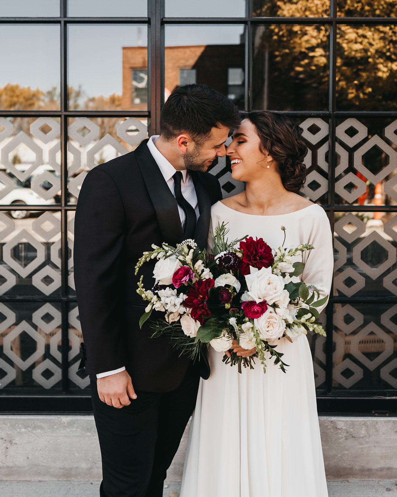 Greenery Wedding at Solar Arts Building - studiofleurette.com