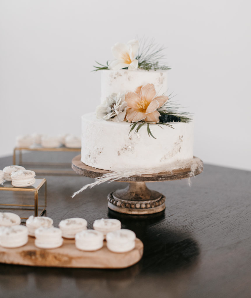 winter wedding cake and flowers